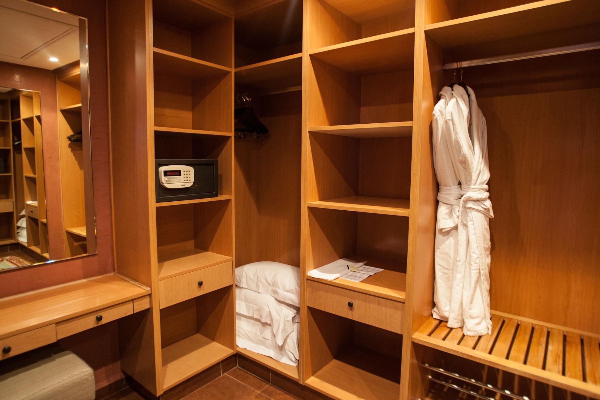 Tikida Golf Palace Агадір Екстер'єр фото A wardrobe